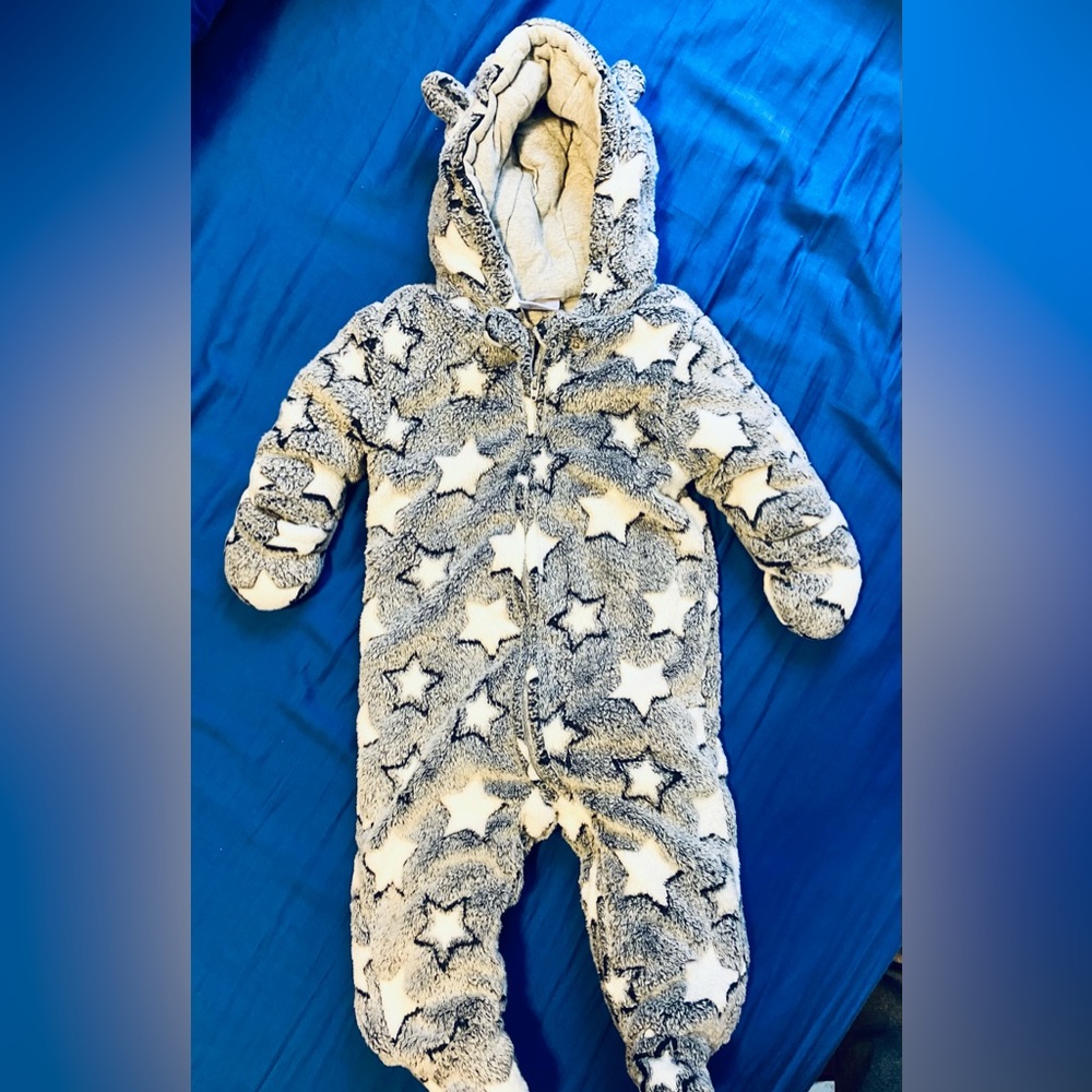 Little Wonders 9-12 Month Cold Weather Lined Pram with Built in Mittens